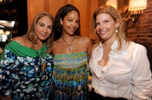 Daisy Casuso, Tracey Mourning, and Leslie Wolfson
