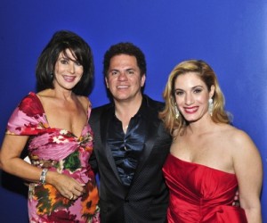 Jennifer_Valoppi,_Romero_Britto_&_Marisa_Toccin_at_Women_of_Tomorrow Jennifer_Valoppi,_Romero_Britto_&_Marisa_Toccin_at_Women_of_Tomorrow